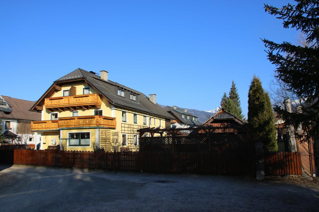 Haus Dorfer Bed & Breakfast Mariapfarr Exterior photo