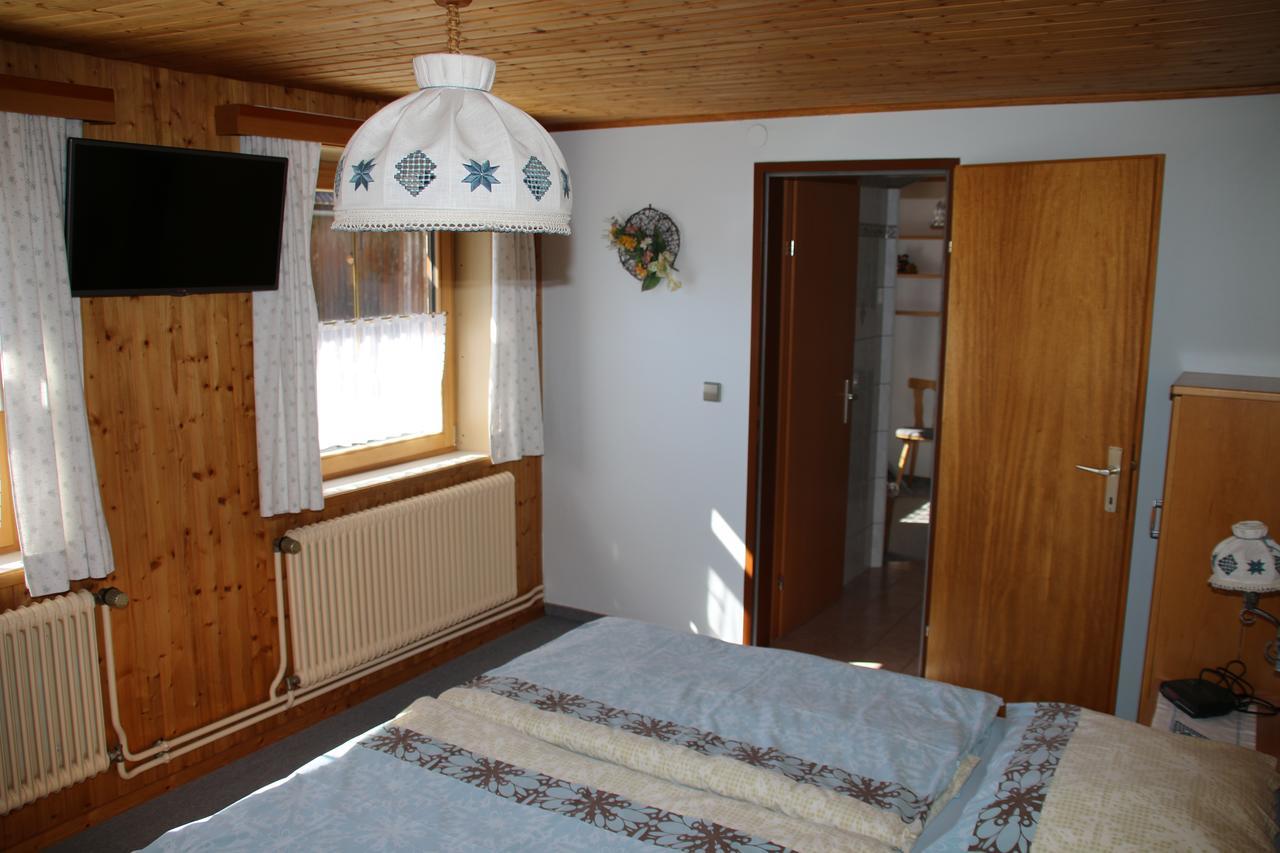 Haus Dorfer Bed & Breakfast Mariapfarr Exterior photo